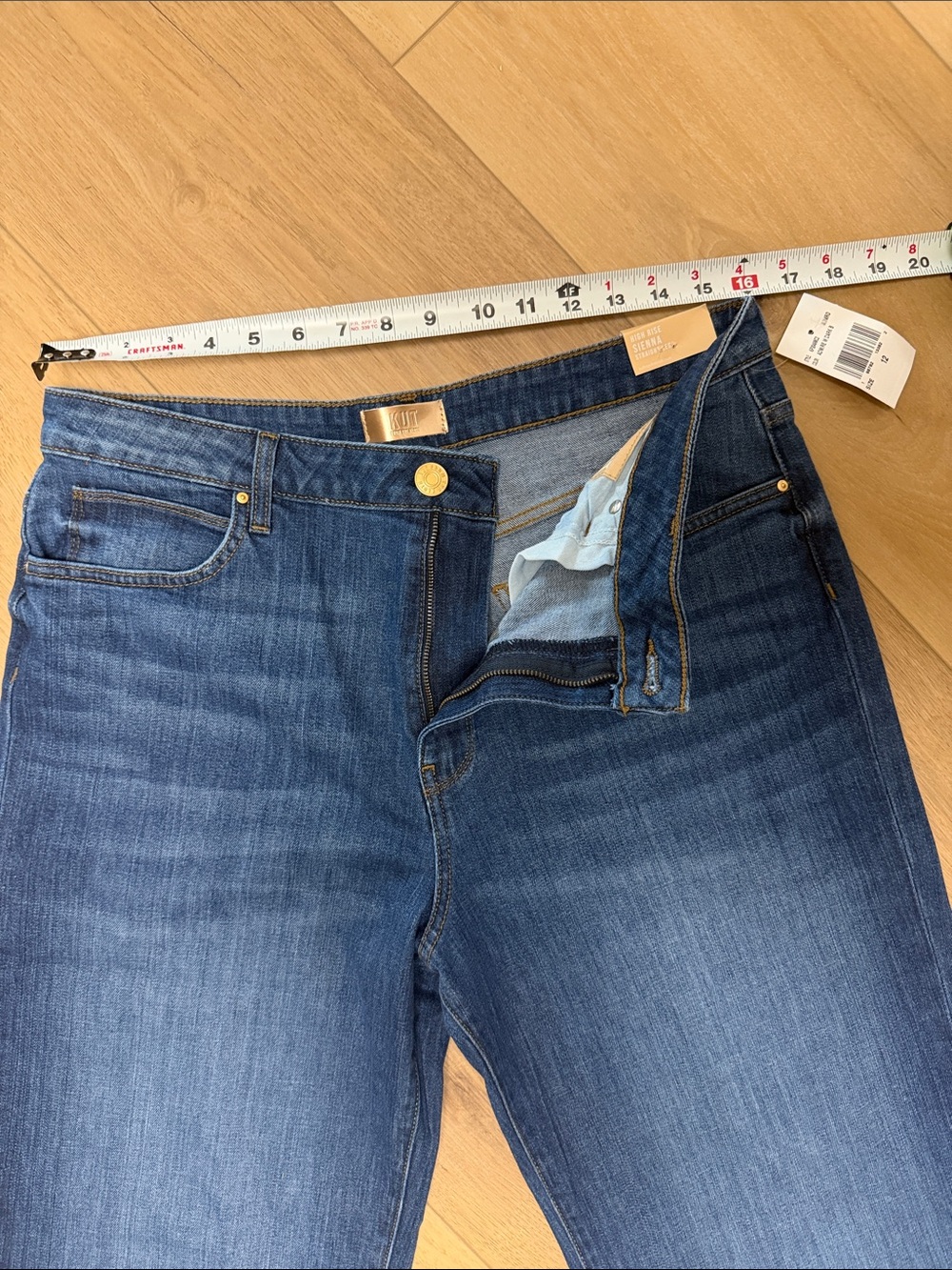 Kut from the Kloth Wide Cuff Cropped Jeans in Blue Wash - Picture 4 of 8
